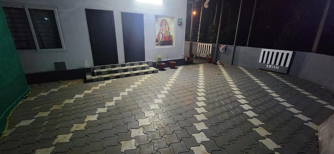 Krish Villa Homestay Munnar Ngoại thất bức ảnh
