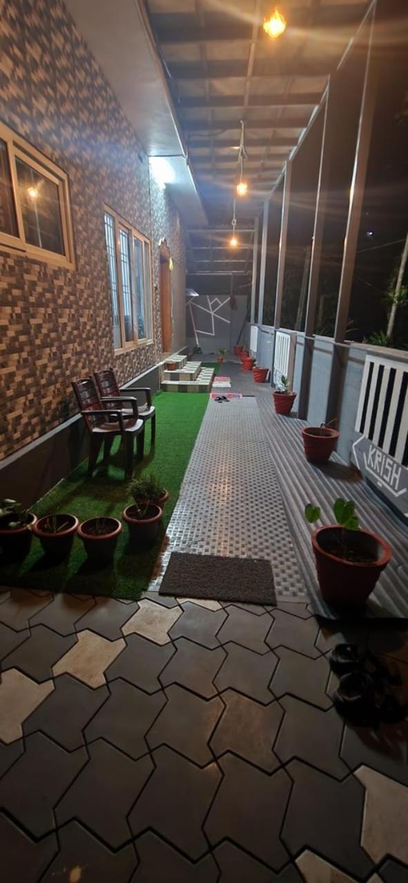 Krish Villa Homestay Munnar Ngoại thất bức ảnh
