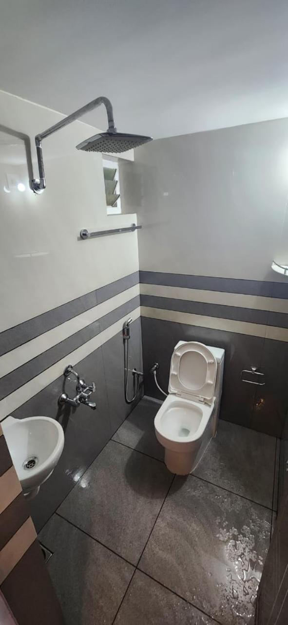 Krish Villa Homestay Munnar Ngoại thất bức ảnh